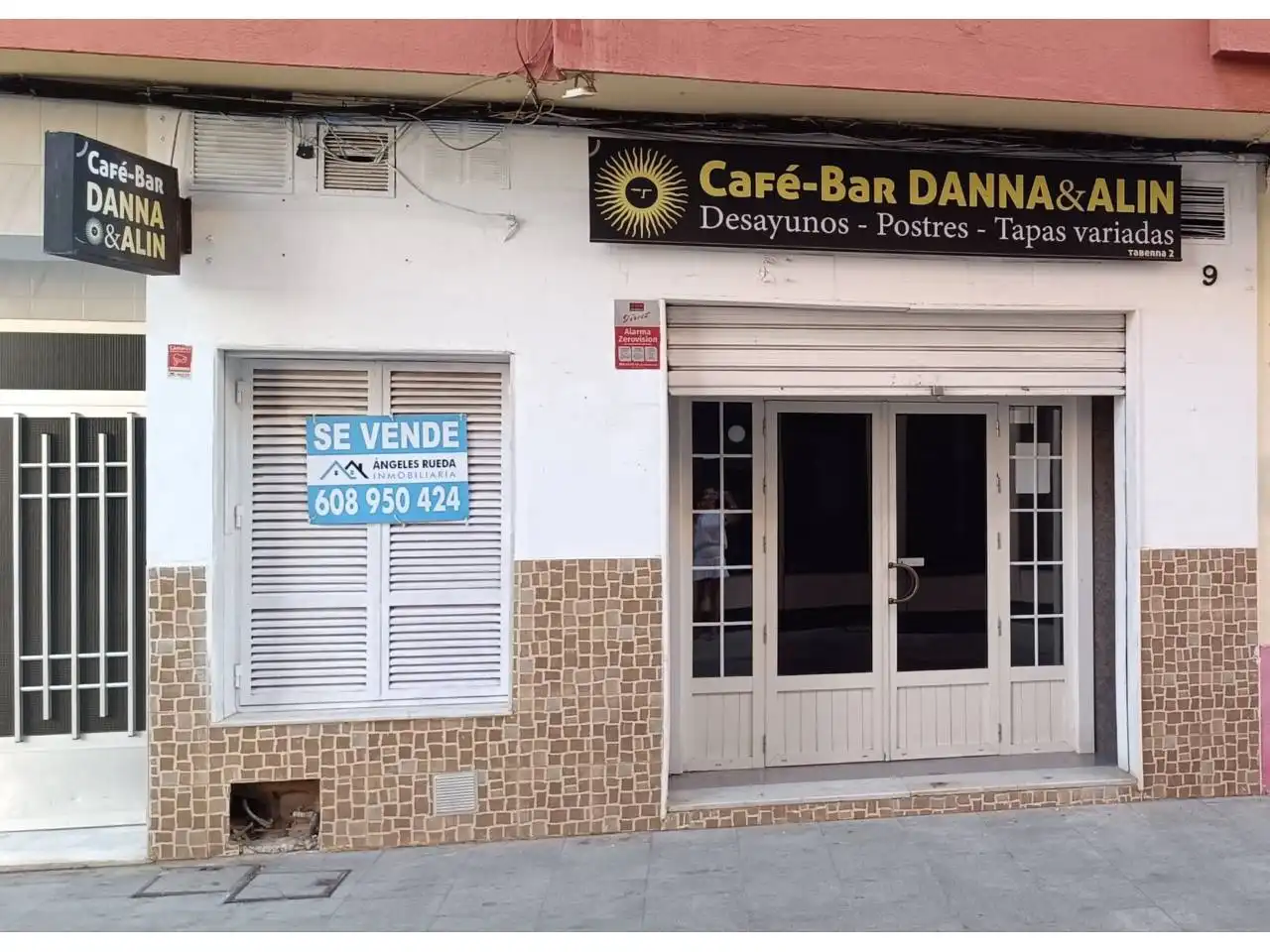 Local comercial en venta en Calle Julián Arcas Lacal, imagen 25