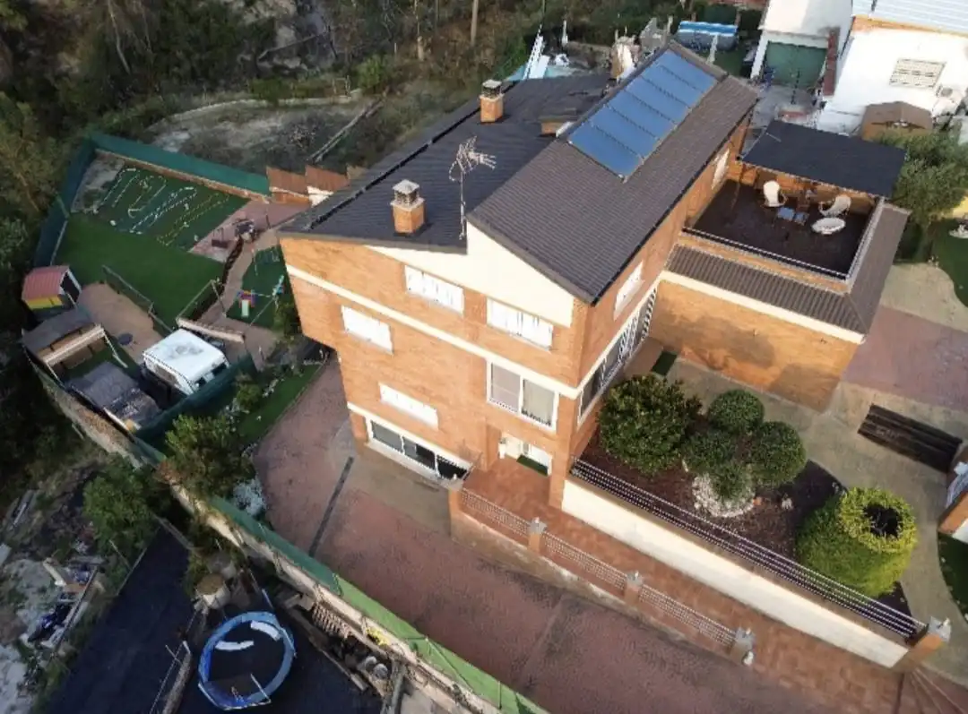 Chalet con terraza en venta en Carrer 17, imagen 2