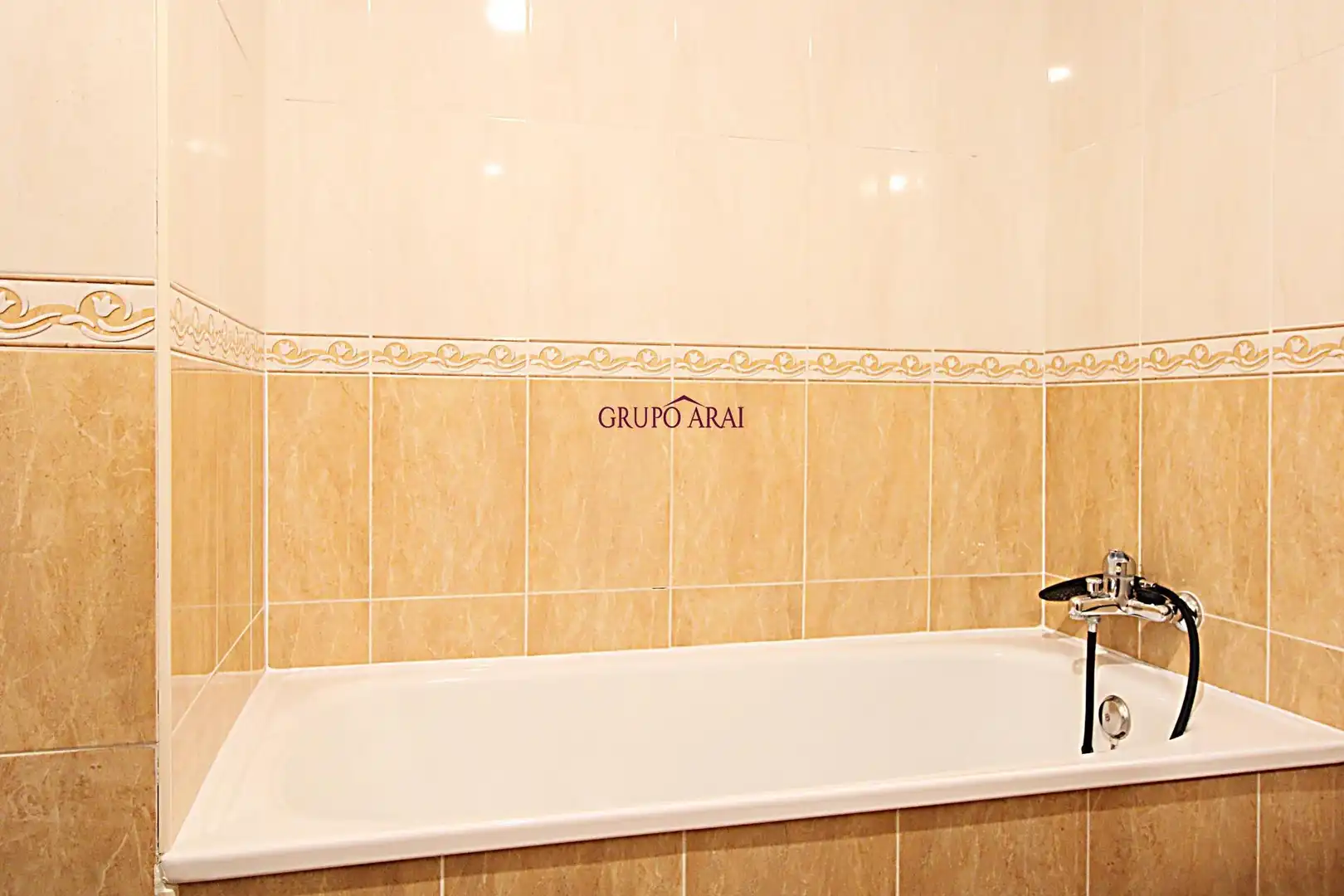 Badezimmer von Maisonette zum Verkauf in Castalla mit Klimaanlage, Terrasse und Abstellraum