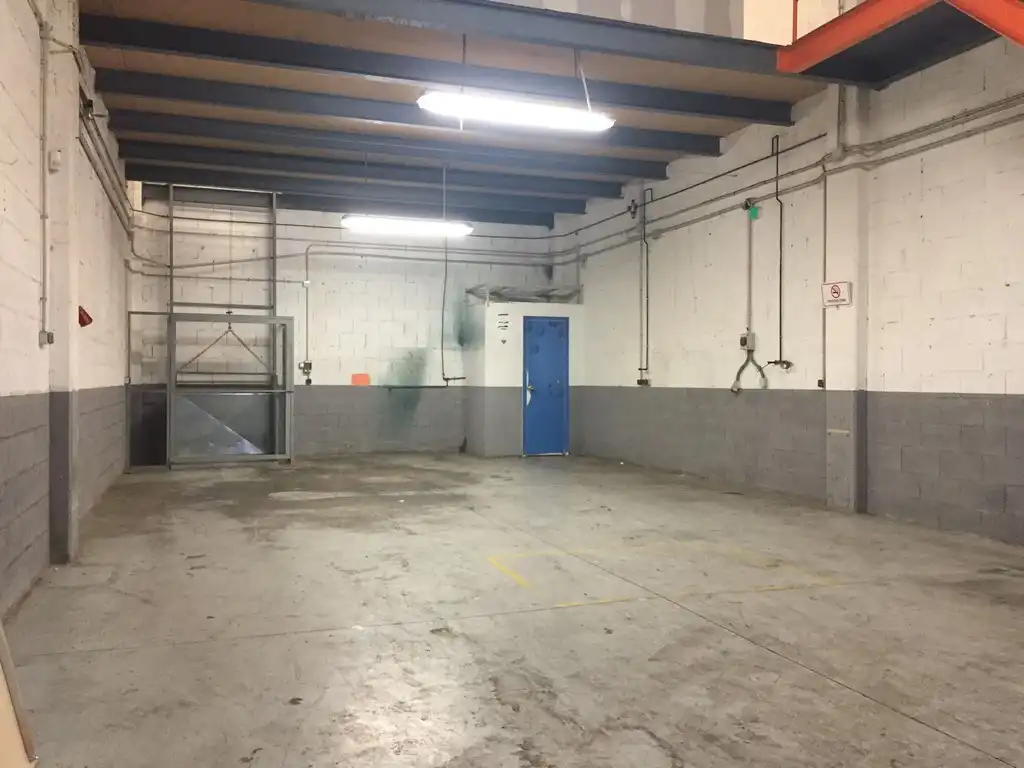 Nave industrial en venta en A Coruña Capital 