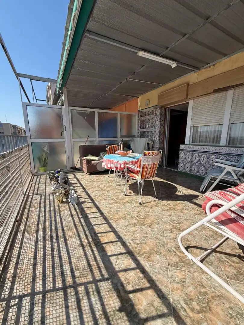 Terraza de Ático en venta en Alicante / Alacant con Terraza y Balcón