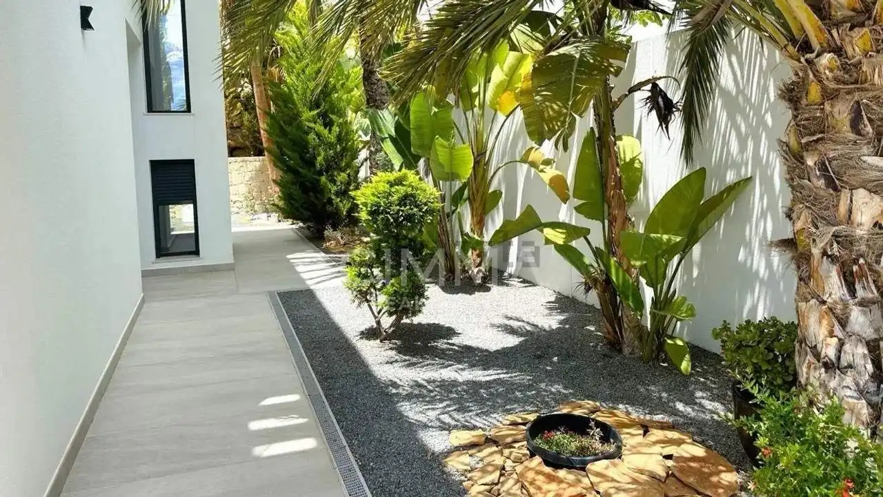 Chalet con terraza en venta en Calle Calle Roma, imagen 33