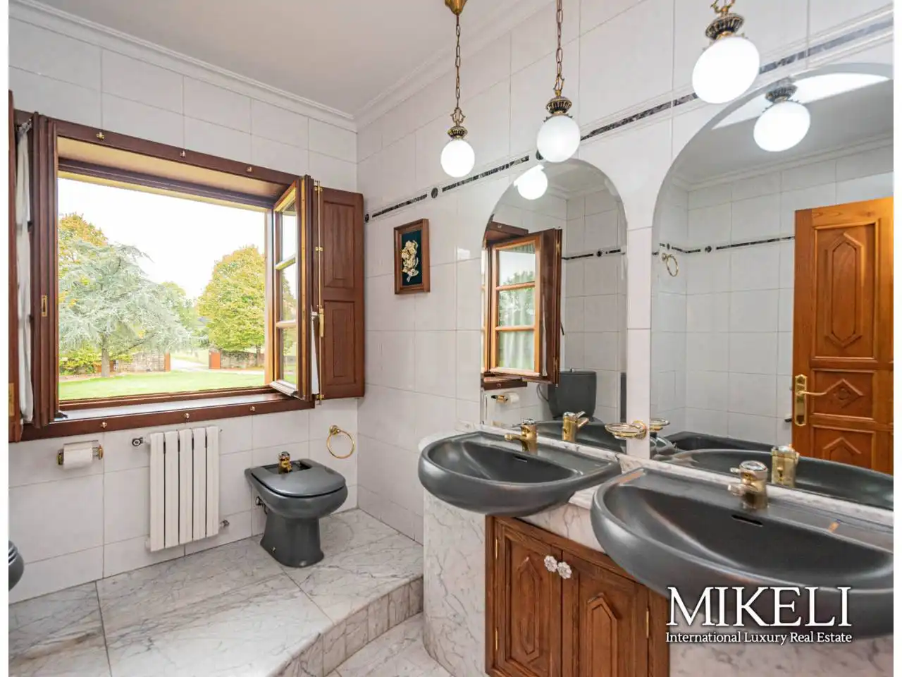 Baño de Casa o chalet en venta en Santillana del Mar con Calefacción, Jardín privado y Parquet