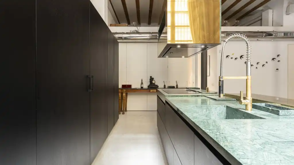 Cocina de Apartamento en venta en Barcelona con Aire acondicionado y Calefacción