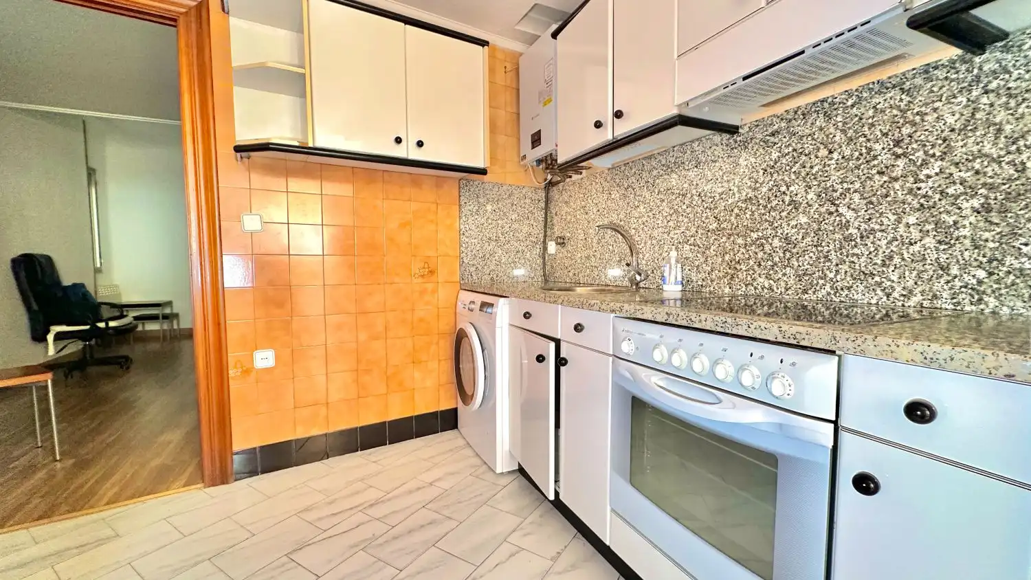 Cocina de Piso en venta en Vitoria - Gasteiz con Calefacción