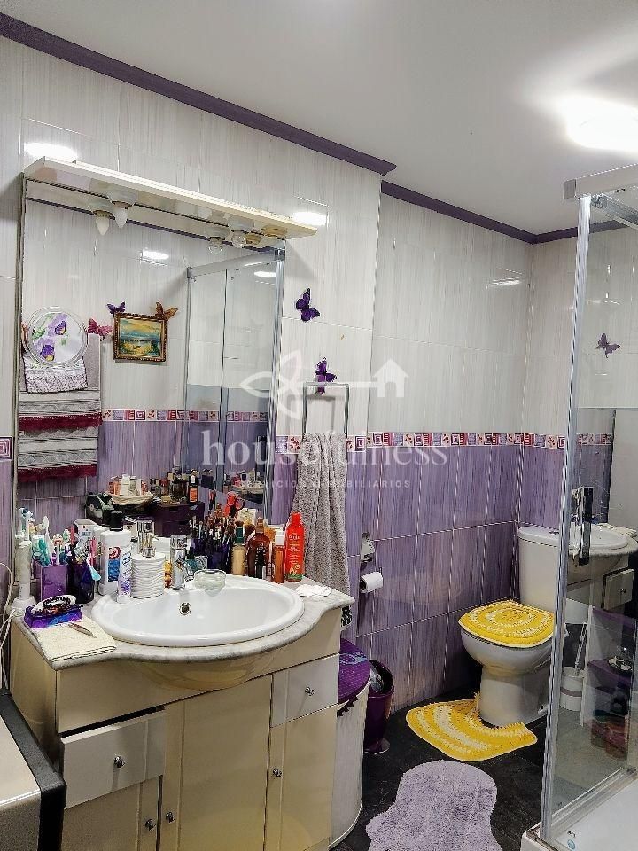 Bany de Pis en venda en Ferrol amb Calefacció