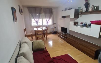 Living room of Flat for sale in Barberà del Vallès  with Air Conditioner