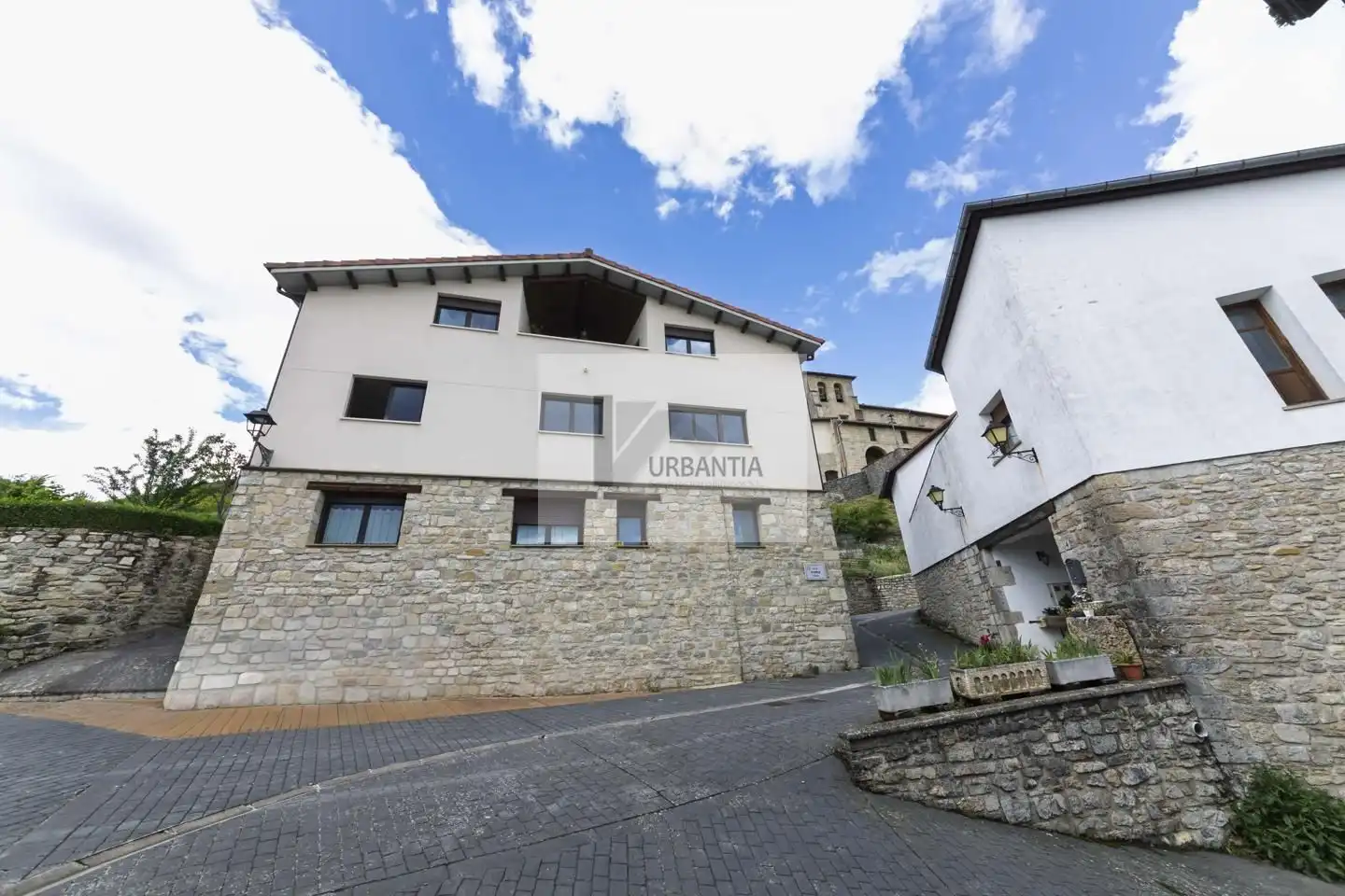 Exterior view of Flat for sale in Iza / Itza  with Heating, Parquet flooring and Storage room