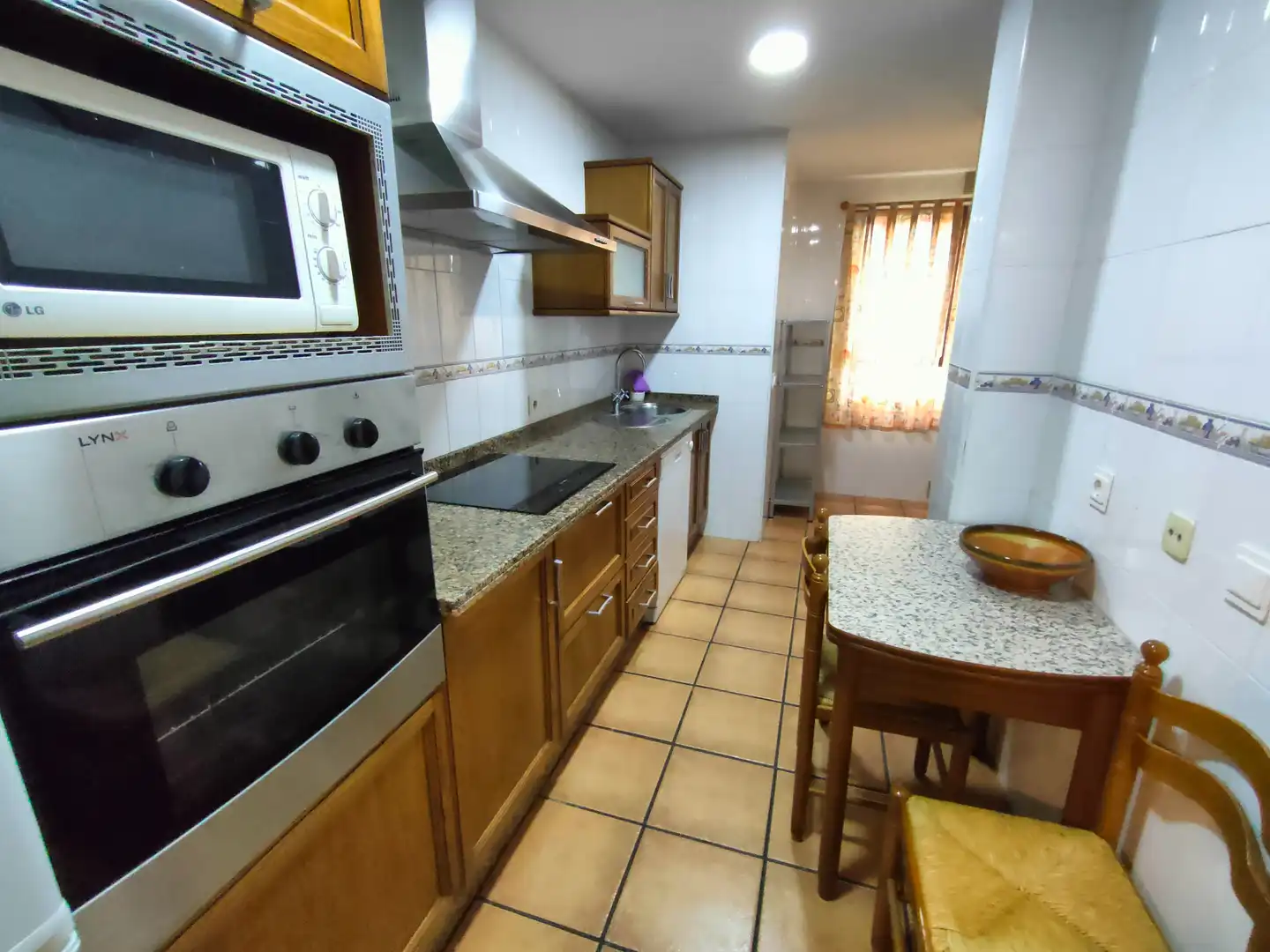 Piso con terraza en venta en Serafin Alvarez Campana 7, imagen 7