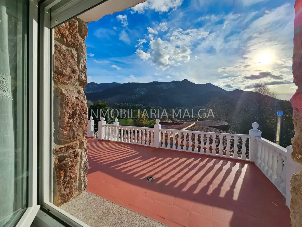 Terraza de Casa o chalet en venta en Colunga con Calefacción, Jardín privado y Parquet