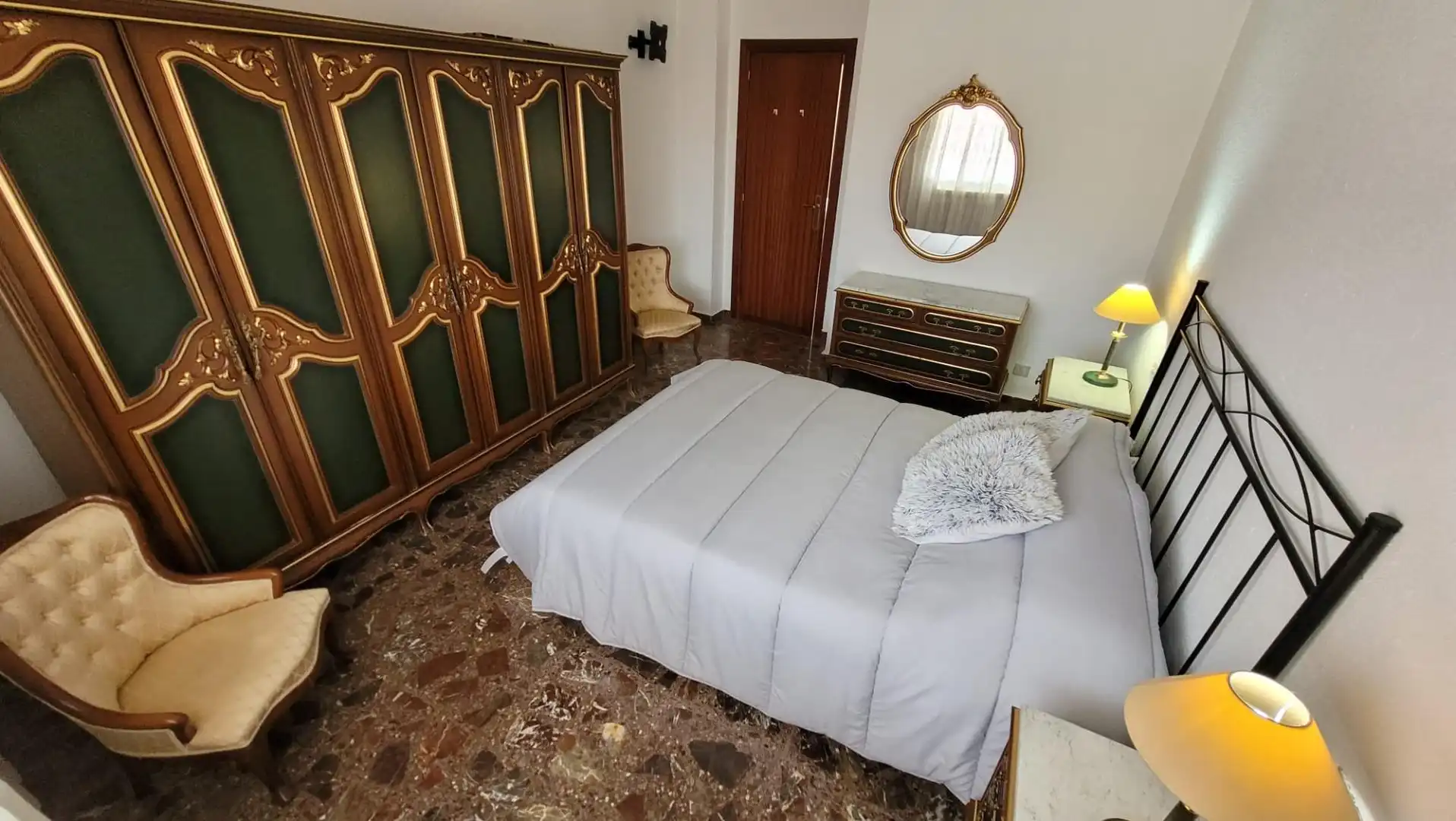 Schlafzimmer von Wohnung zur Miete in Teruel mit Heizung, Terrasse und Möbliert