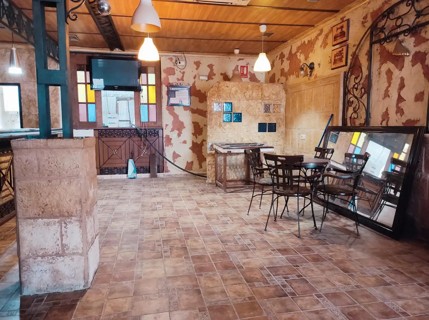 Local comercial en venda a Plaza Plaza Ruiz Hermenegildo María, imagen 3