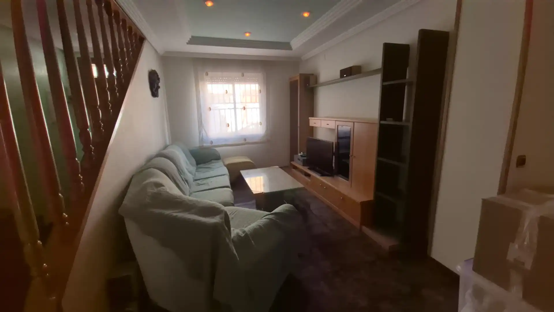 Sala d'estar de Casa adosada en venda en Alcantarilla amb Terrassa, Moblat i Balcó
