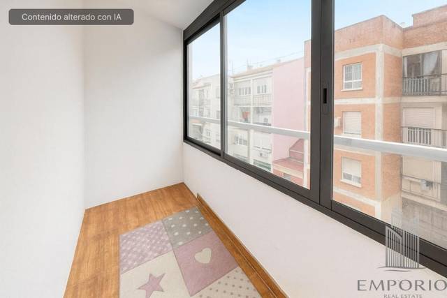 Piso en Venta en De Peironcely en Entrevías