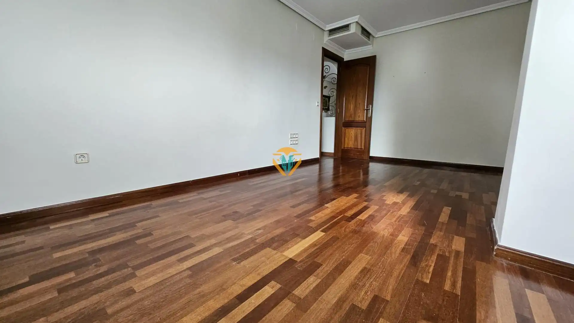 Chalet con terraza en venta en Urbanizaciones, imagen 31