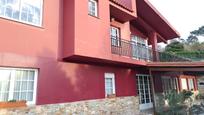 Exterior view of House or chalet for sale in Oleiros  with Private garden