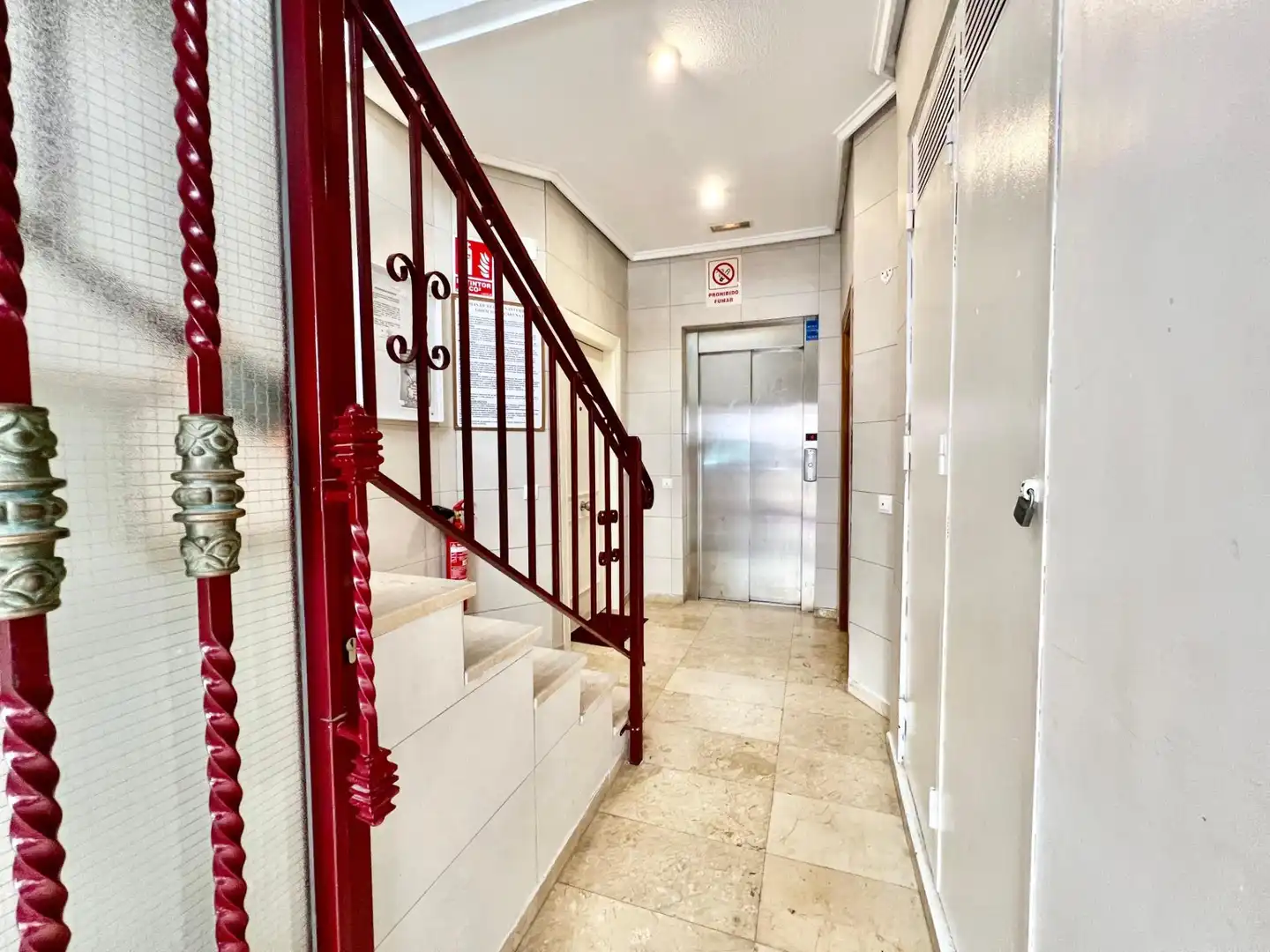 Apartamento con ascensor en venta en Calle de maria gil vallejos, imagen 4