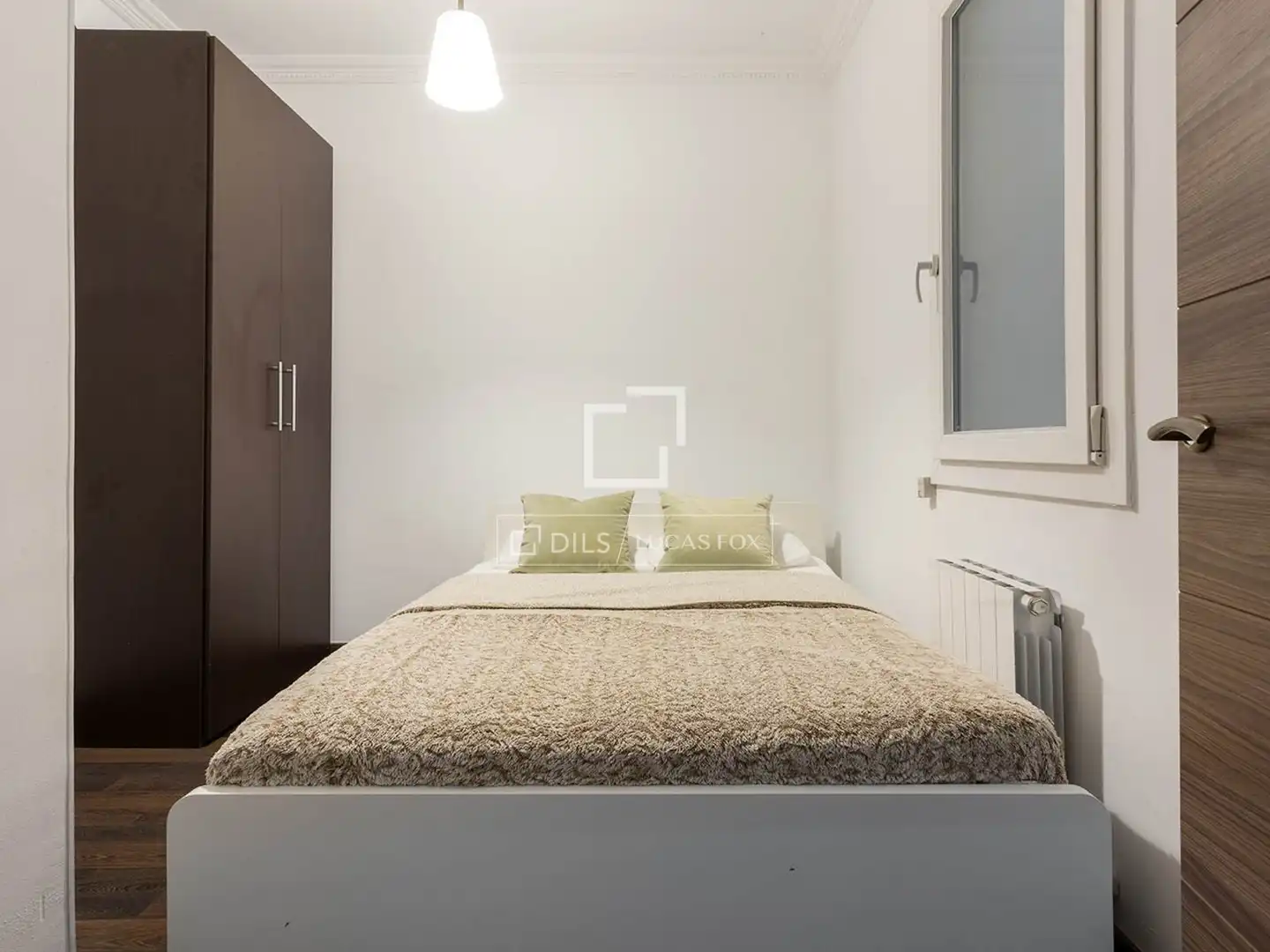Habitación de Piso en venta en Barcelona con Calefacción, Parquet y Amueblado