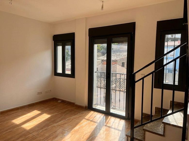 Dormitori de Dúplex en venda en Calatayud amb Calefacció, Parquet i Traster