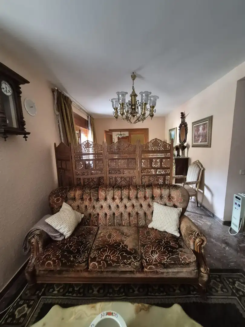 Sala de estar de Piso en venta en El Barraco  con Calefacción, Terraza y Amueblado