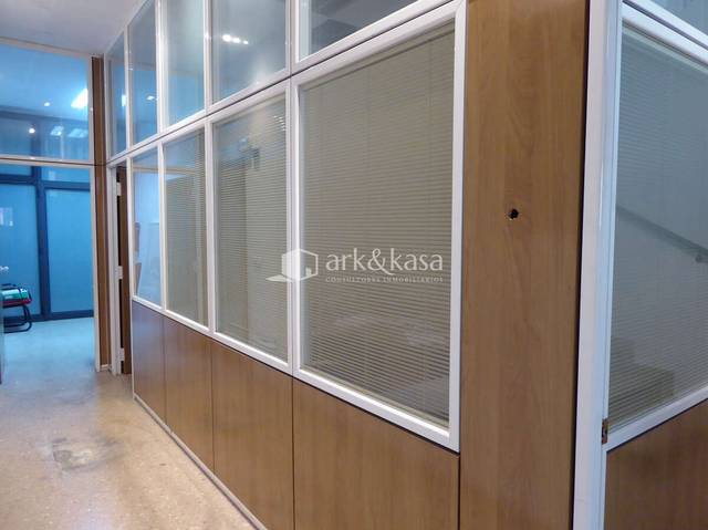 Local comercial en Alquiler en Arrancapins