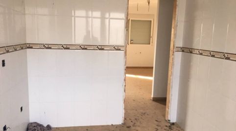 Foto 2 de Casa adosada en venta en Hellín, Albacete