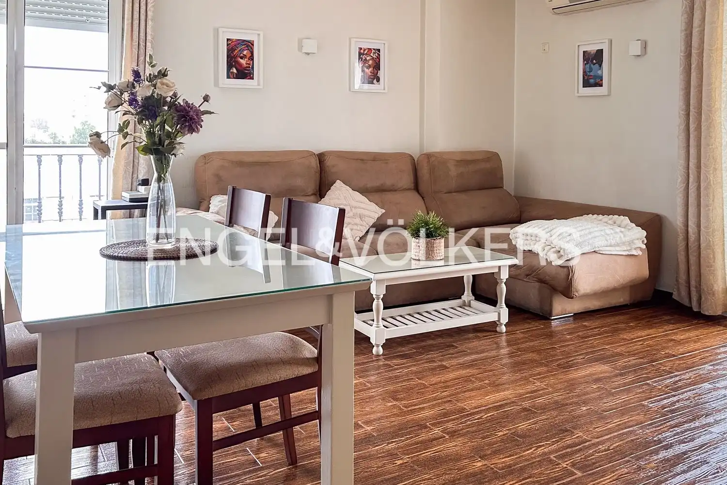 Wohnzimmer von Wohnung zum Verkauf in Isla Cristina mit Klimaanlage, Heizung und Terrasse