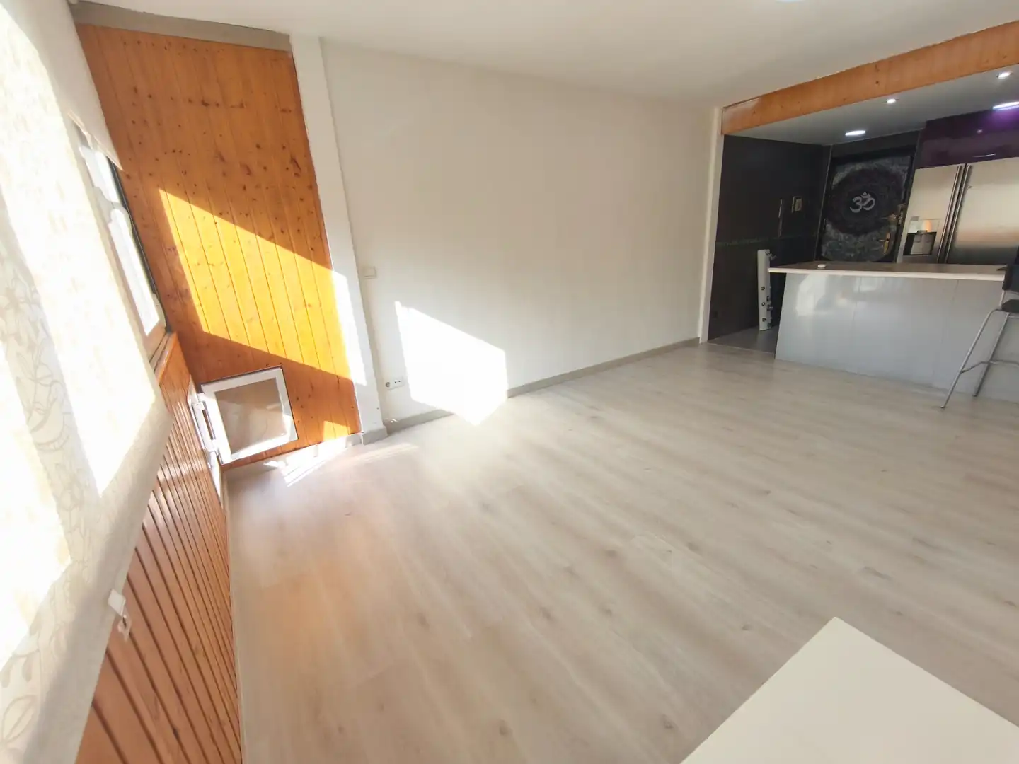 Sala d'estar de Pis en venda en Móstoles amb Aire condicionat, Parquet i Moblat