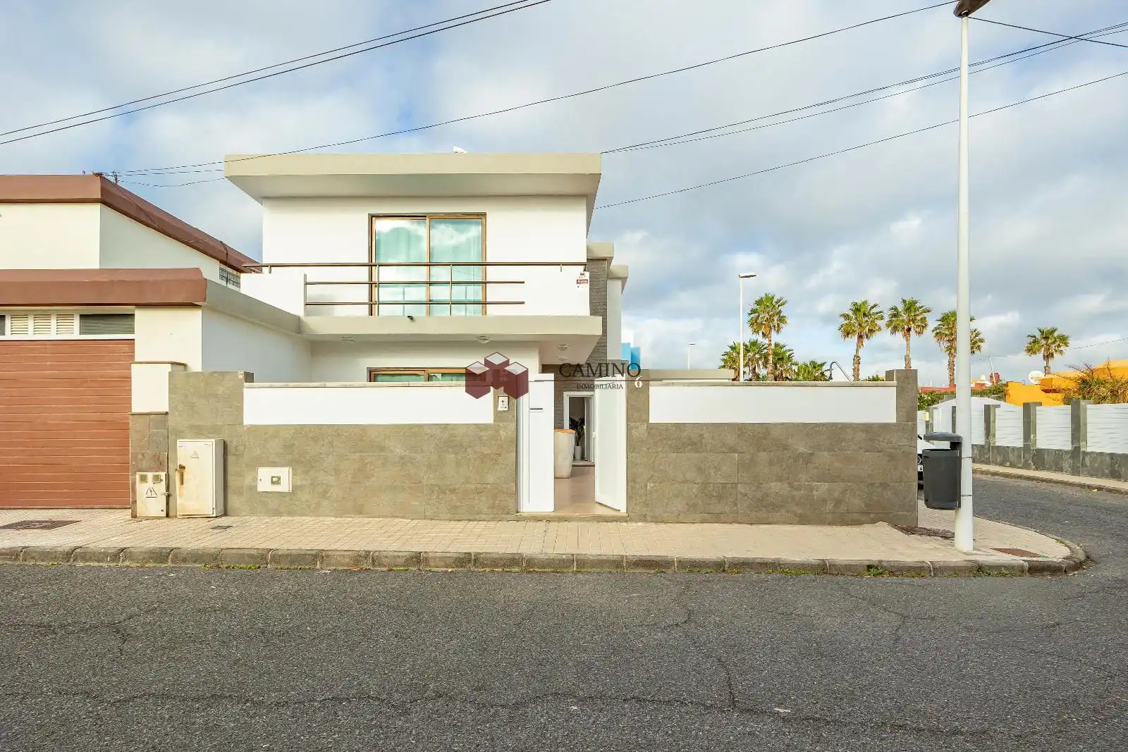 Vista exterior de Casa adosada en venta en La Garita - Marpequeña