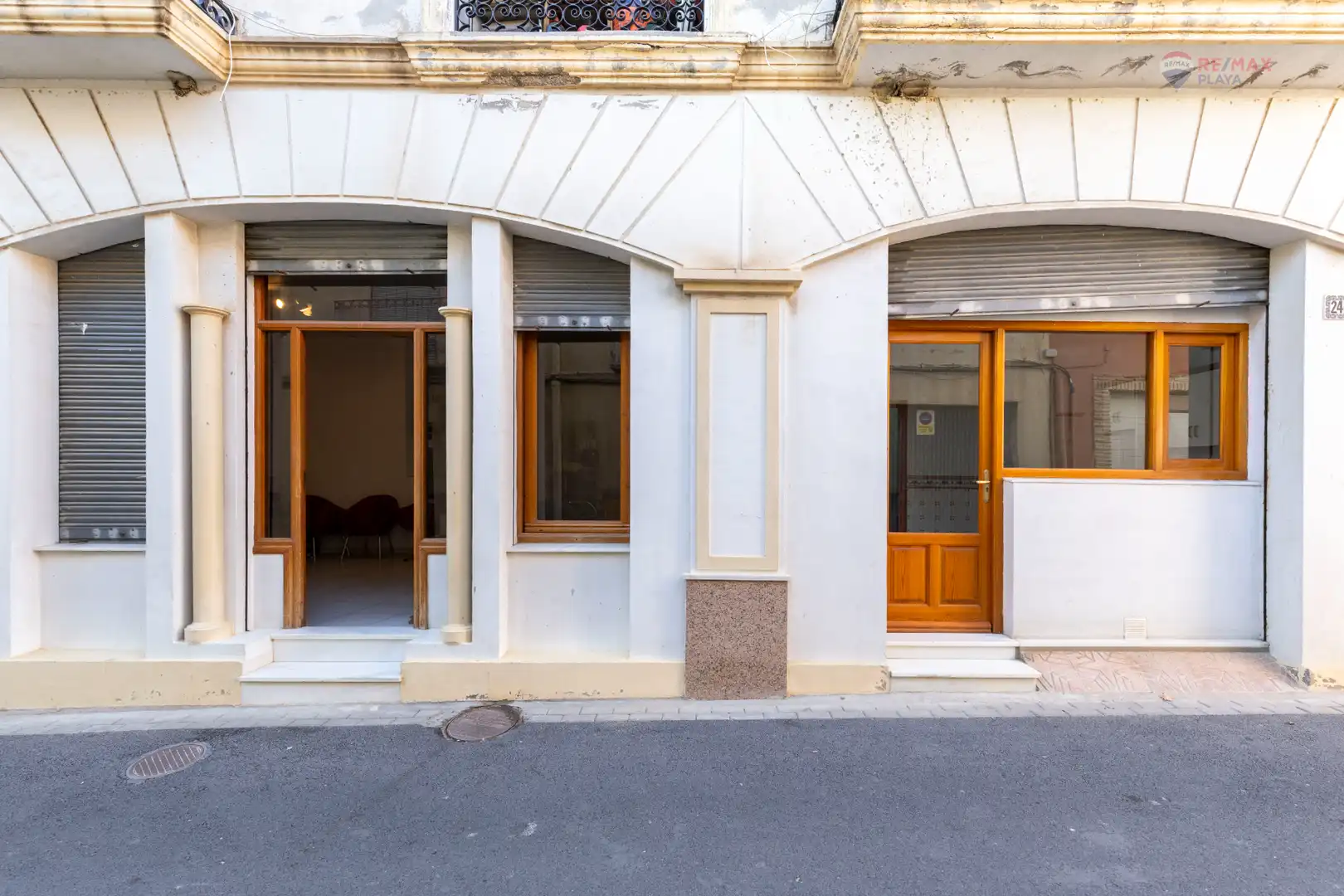 Local comercial en venda a Calle Jacinto Anglada 5