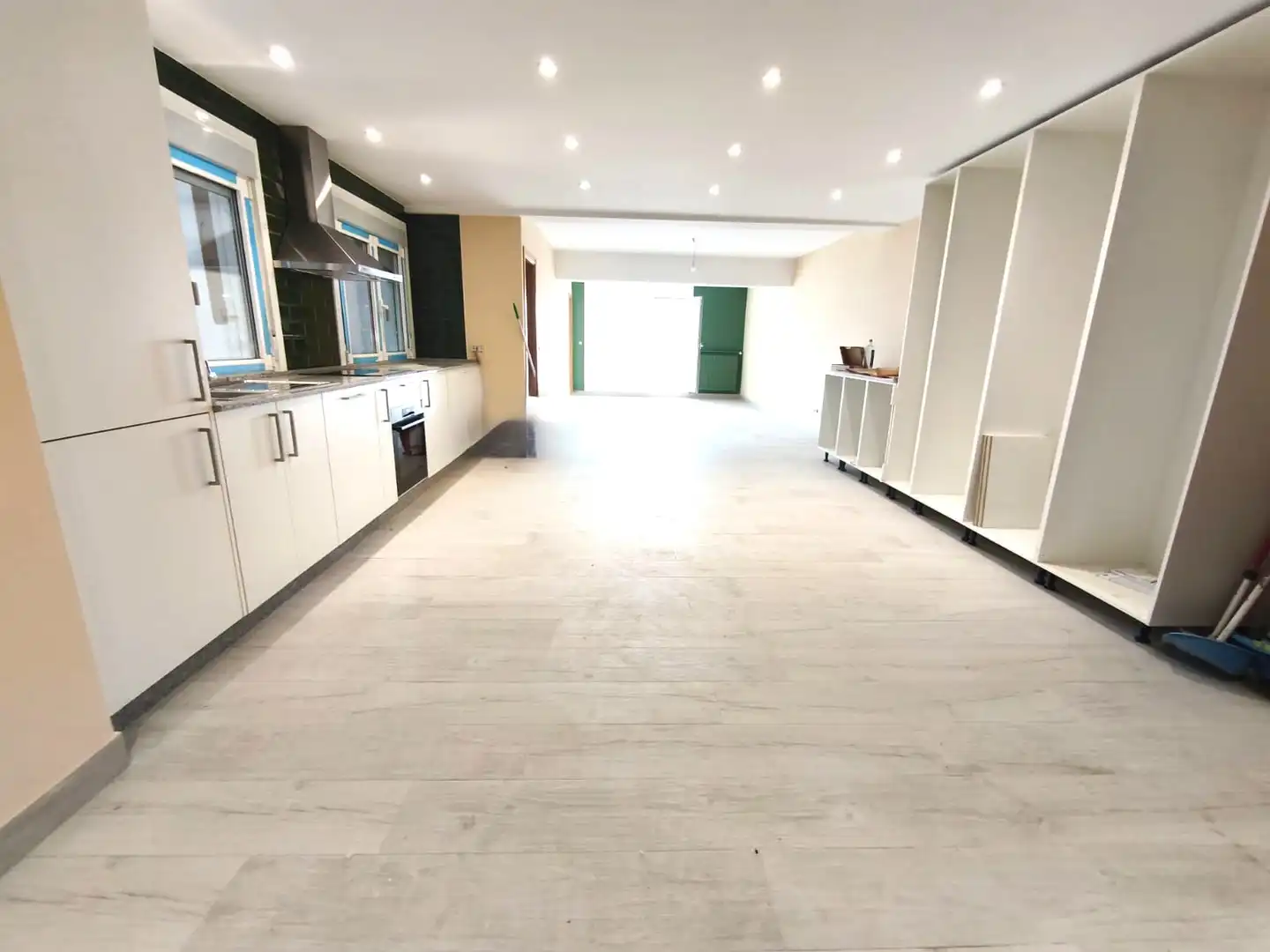 Flat for rent in Vigo   with Parquet flooring, Terrace and Storage room