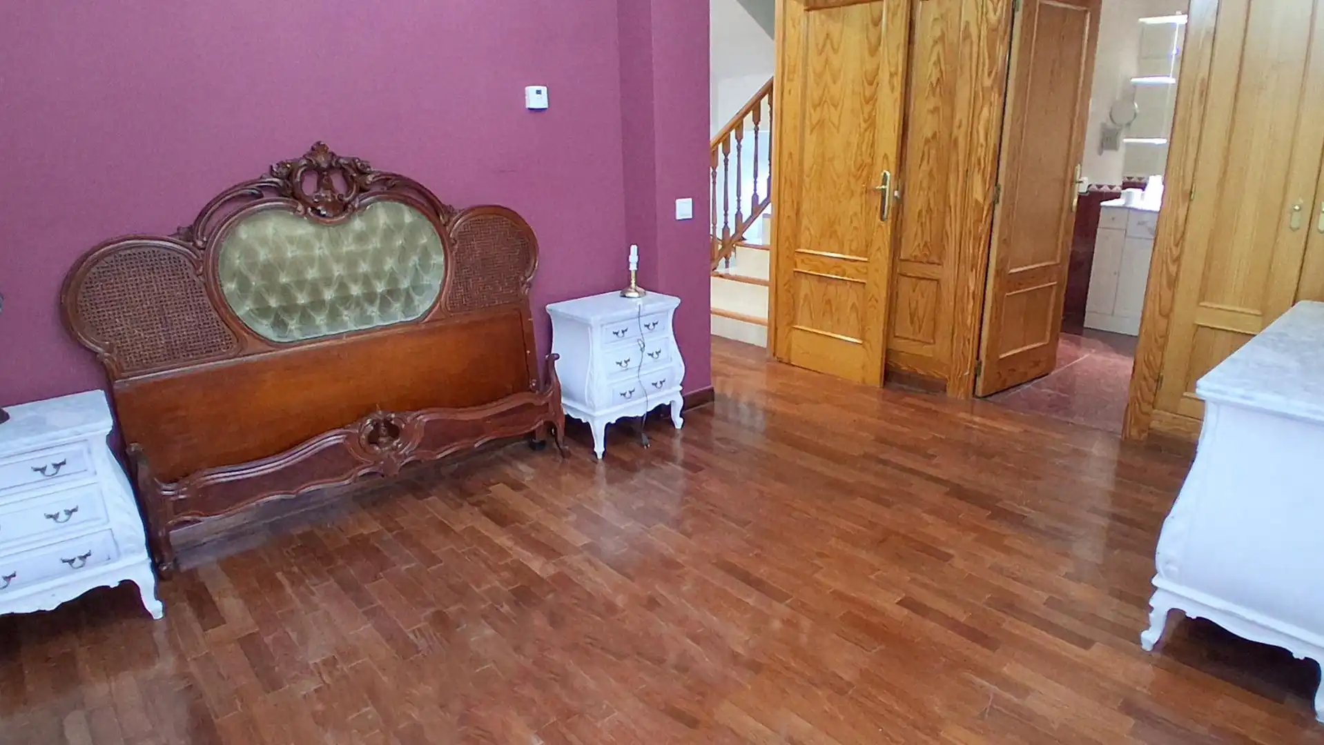 Schlafzimmer von Einfamilien-Reihenhaus zum Verkauf in Cabrerizos mit Heizung, Abstellraum und Schwimmbad