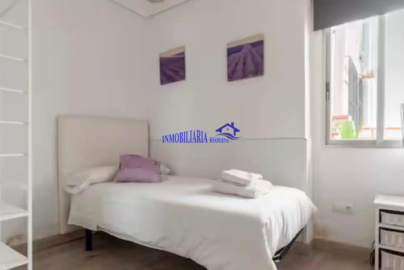 Bedroom of Flat for sale in Córdoba