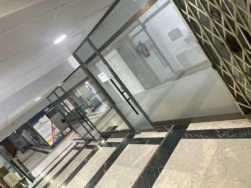 Local comercial en alquiler en Carrer de la Fàbrica, imagen 4