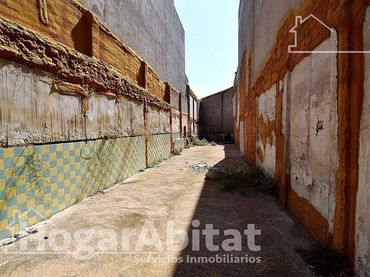 Terrenos y solares en venta en Calle LA COSA