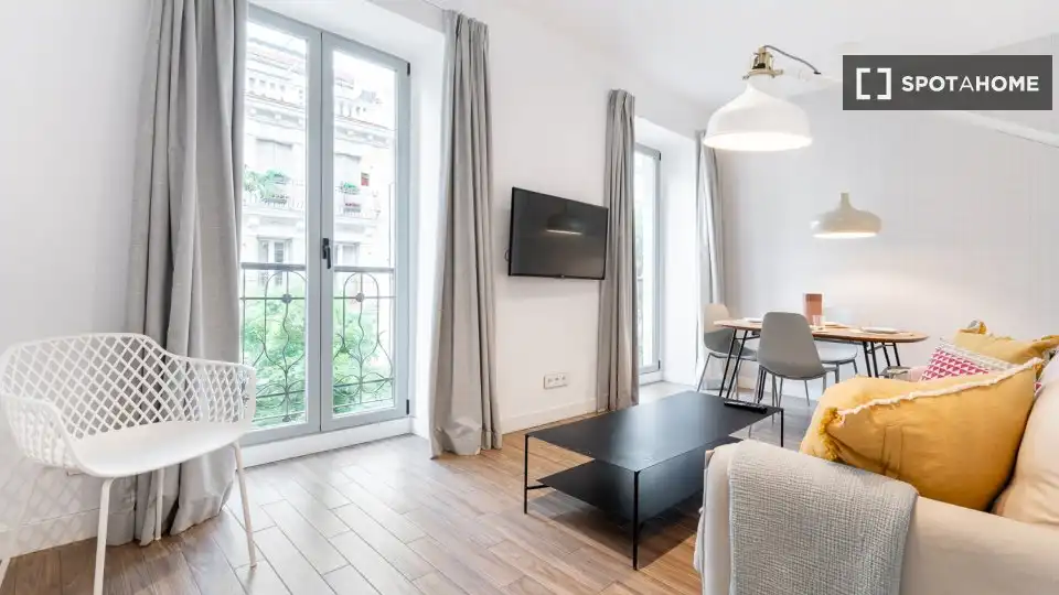 Fotografía del inmueble reportado: 2.600 €/mes — Ríos Rosas – Nuevos Ministerios, Madrid