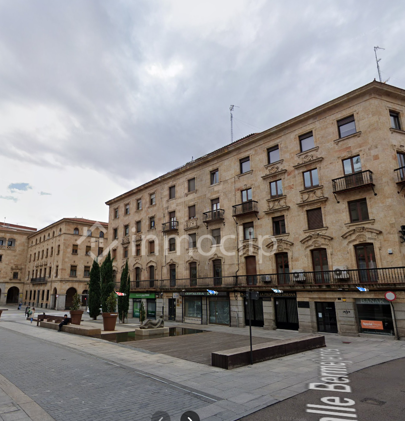 Vista exterior de Pis en venda en Salamanca Capital amb Aire condicionat i Calefacció