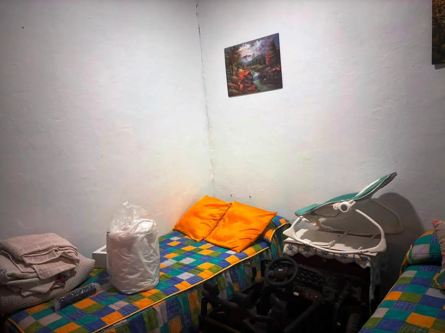 Dormitori de Finca rústica en venda en Huévar del Aljarafe amb Jardí privat, Traster i Piscina