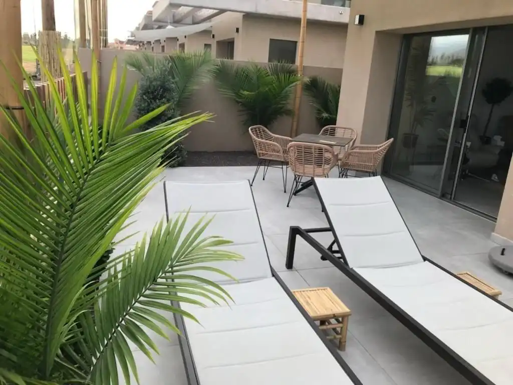 Terrassa de Casa adosada en venda en San Miguel de Abona amb Jardí privat, Terrassa i Piscina