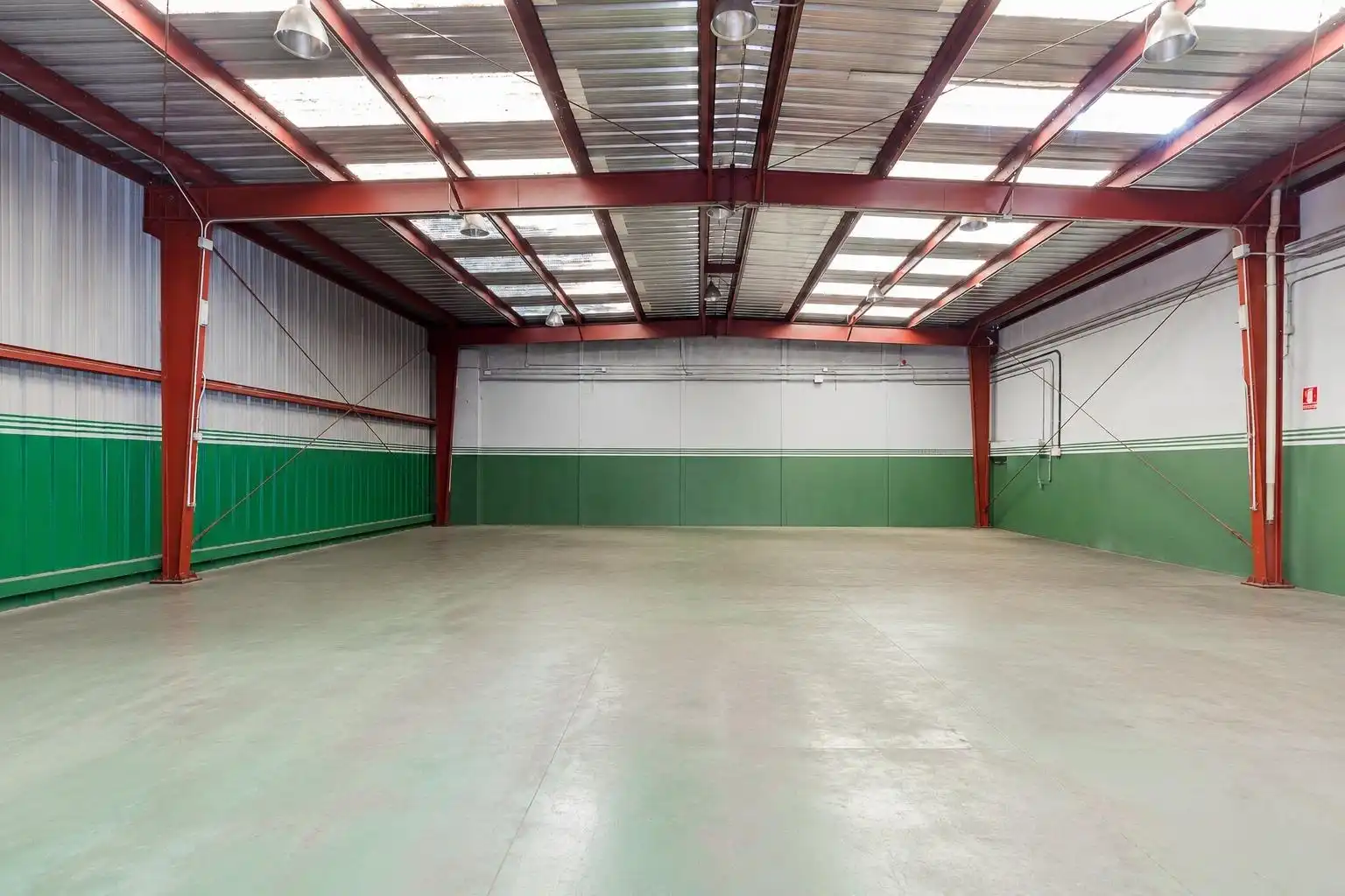 Industrial buildings for rent in Madrid