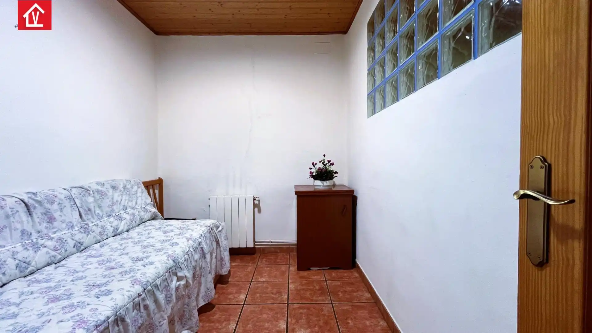 Habitación de Piso en venta en Sabadell con Aire acondicionado, Calefacción y Terraza