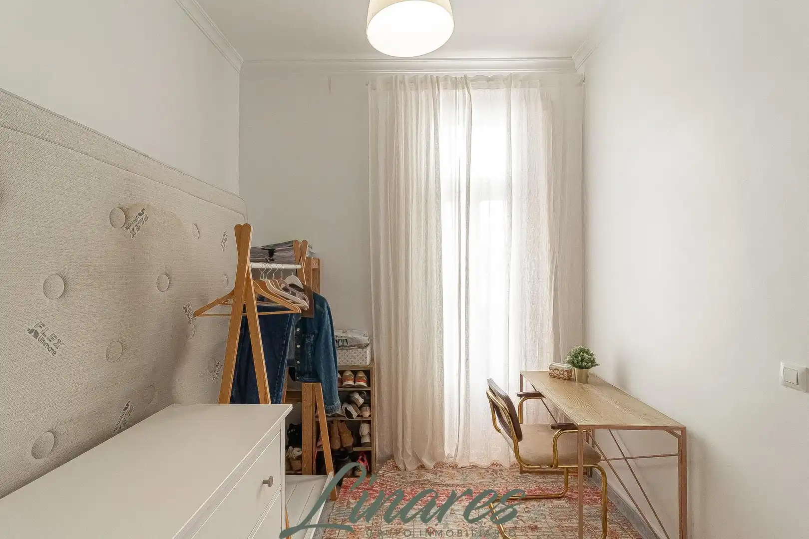 Dormitori de Apartament en venda en Cartagena amb Balcó