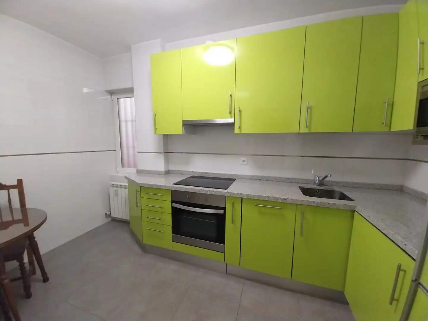 Cuina de Pis en venda en Valladolid amb Calefacció, Parquet i Terrassa