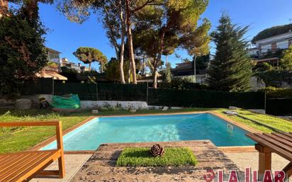 Piscina de Casa o xalet en venda en Vallromanes amb Calefacció, Jardí privat i Parquet