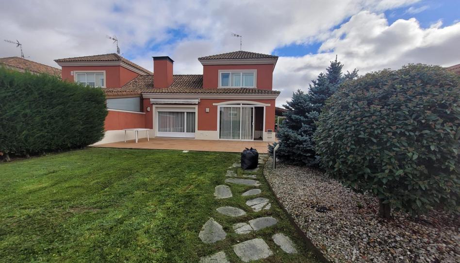 Photo 1 of Single-family semi-detached to rent in Carbajosa de la Sagrada, Salamanca