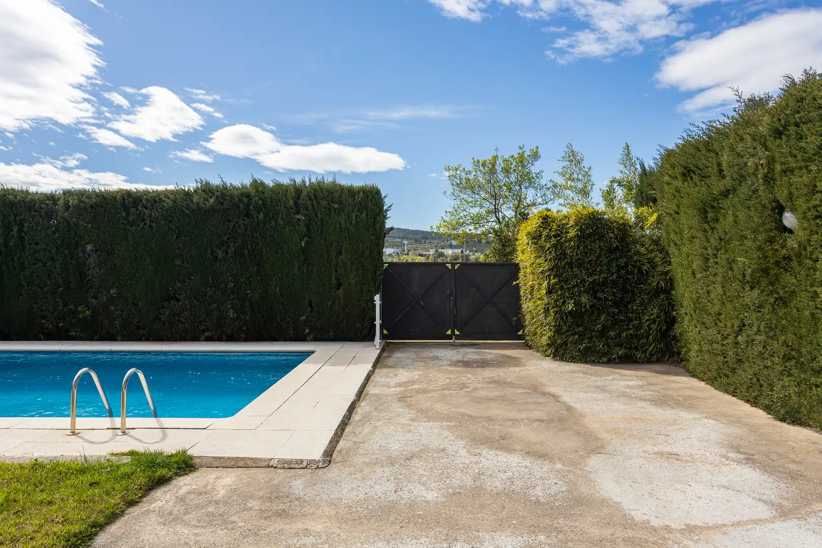 Piscina de Casa o chalet en venta en Llers con Aire acondicionado, Calefacción y Jardín privado