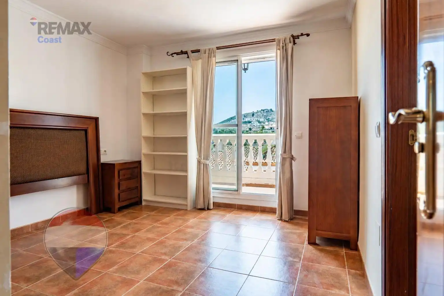 Schlafzimmer von Einfamilien-Reihenhaus zum Verkauf in Rincón de la Victoria mit Klimaanlage, Terrasse und Abstellraum