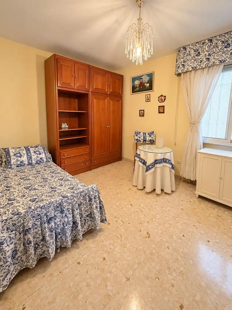 Habitación de Piso de alquiler en Poniente-Sur