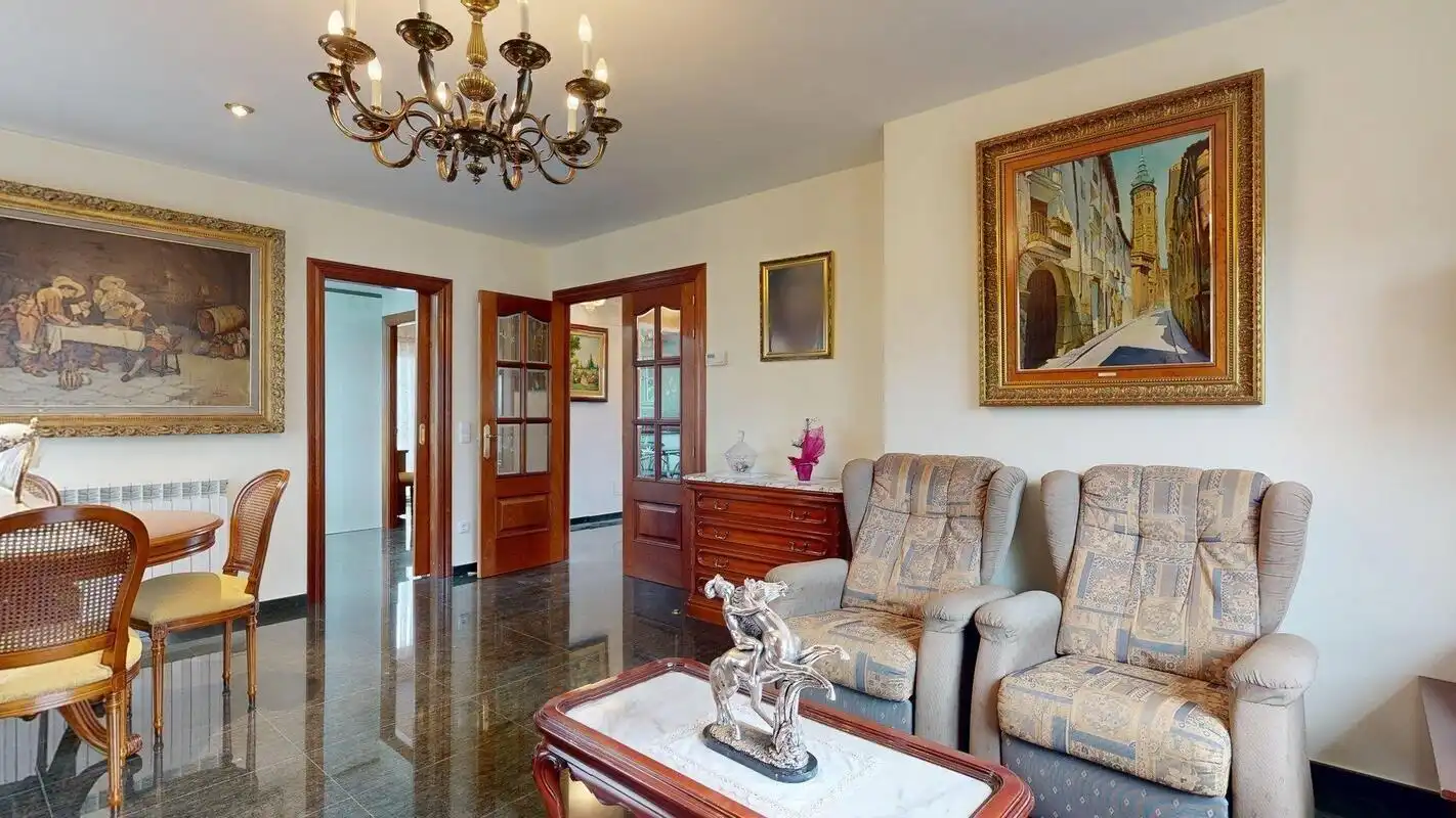 Casa o xalet en venda a Urbanizacion VALDEARENAS, Estación - San Antonio