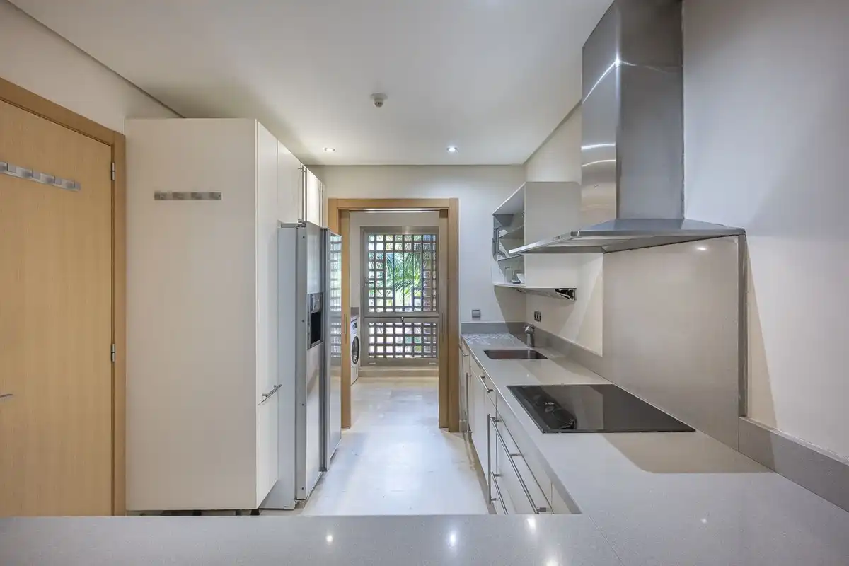 Piso con ascensor en venta en Milla de Oro, imagen 16
